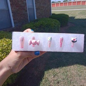 Custom press on nails